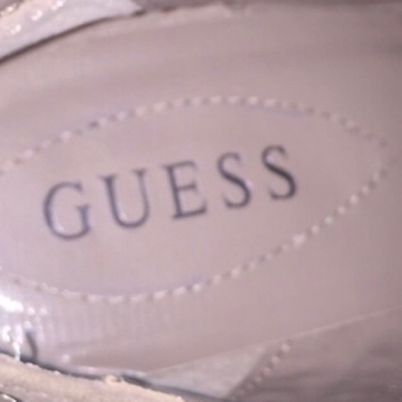 GUESS Wglainey Suede Ankle Booties - Picture 3 of 5